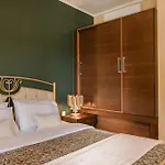 Paramithenio Village & 4* Agioi Apostoloi (Evia)