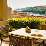 Paramithenio Village & Lejlighedshotel 4*