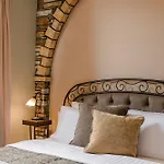 Lejlighedshotel Paramithenio Village & 4*
