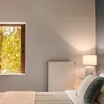 Paramithenio Village &