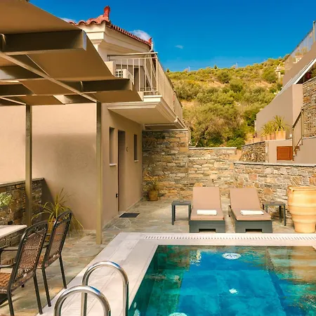 Paramithenio Village Resort&spa Aparthotel 4*