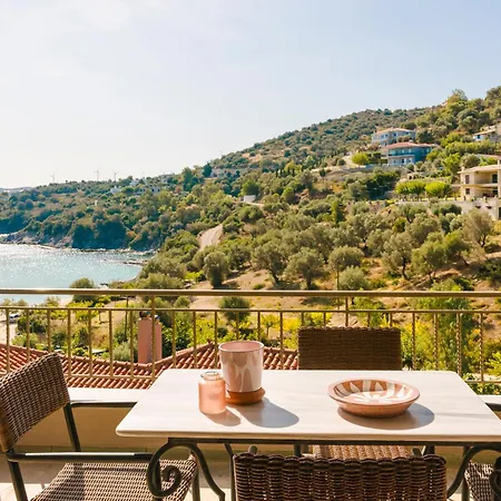 Paramithenio Village Resort&spa Aparthotel 4*