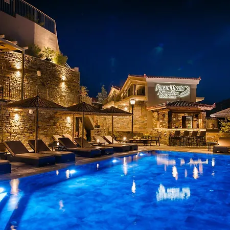 Paramithenio Village & Lägenhetshotell Agioi Apostoloi (Evia)