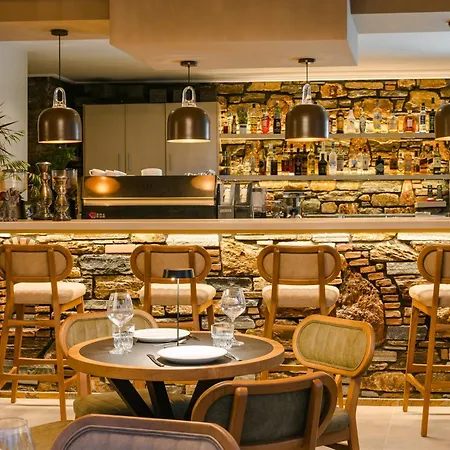 Aparthotel Paramithenio Village Resort&spa 4*