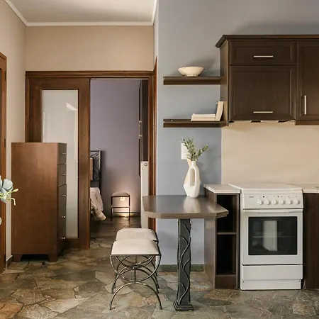 Paramithenio Village & Apartmanhotel 4*