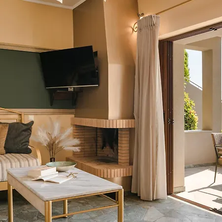 Paramithenio Village & 4* أييوي أبوستولوي