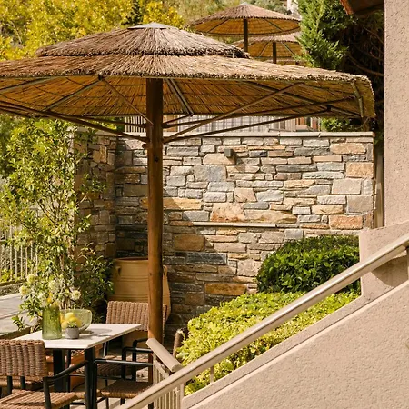 Paramithenio Village & Apart-hotel 4*