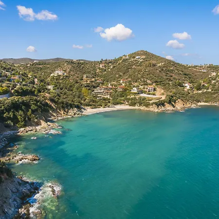 Paramithenio Village & Lejlighedshotel 4*