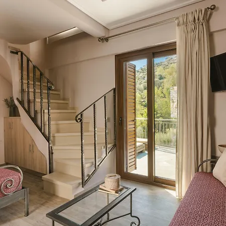 Apart-hotel Paramithenio Village & 4*