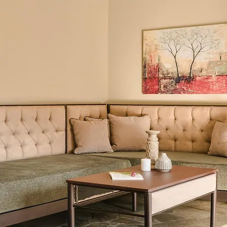 Paramithenio Village & Apart-hotel 4*