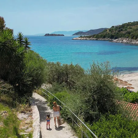 Paramithenio Village & Lejlighedshotel Agioi Apostoloi (Evia)