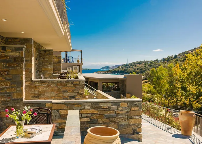 Appart hôtel Paramithenio Village & Agioi Apostoli