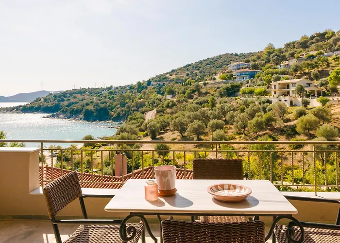 Paramithenio Village & Appart hôtel 4*