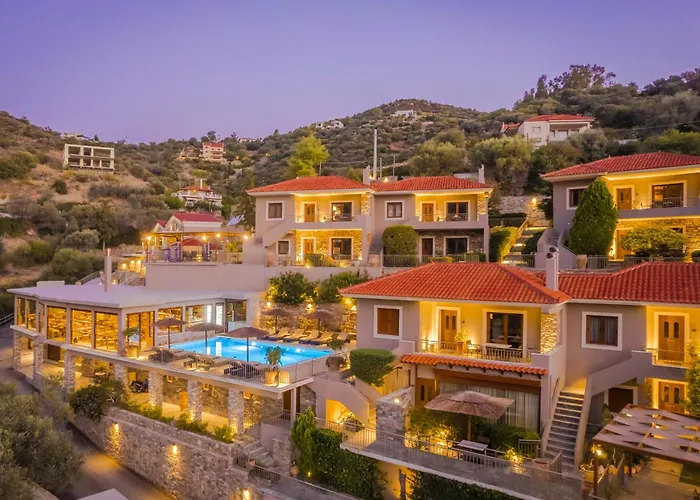 Appart hôtel Paramithenio Village & 4*