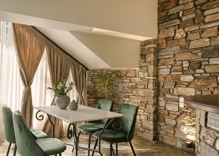 Paramithenio Village & Appart hôtel Agioi Apostoli